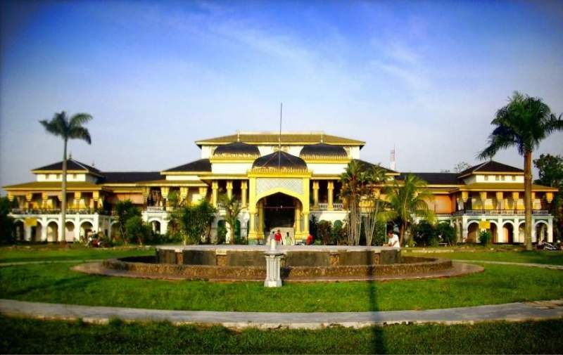 Maimoon Palace 5 Favourite Tourist Attractions in Medan Tour